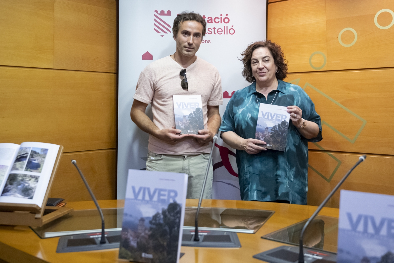 La Diputació de Castelló acosta al lector el patrimoni natural i la riquesa de Viver a través de la publicació ‘Viver, lugar de vida’